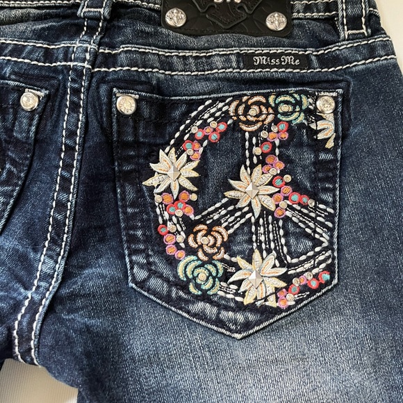 Miss Me Bermuda Size 26 - Picture 7 of 10